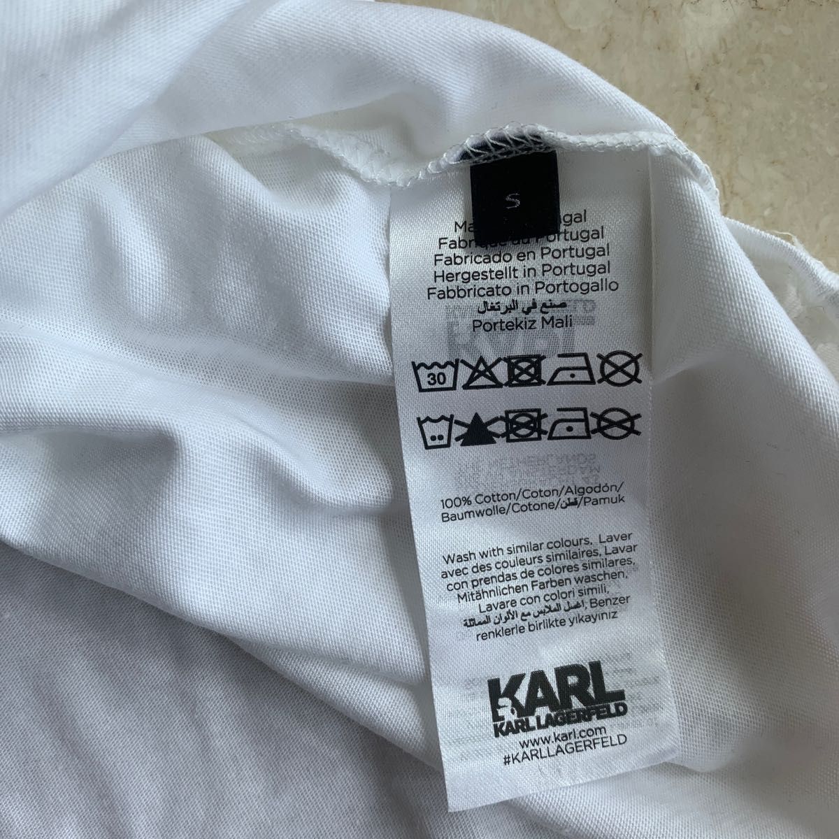 KARL LAGERFELDカール・ラガーフェルド　Tシャツ size s