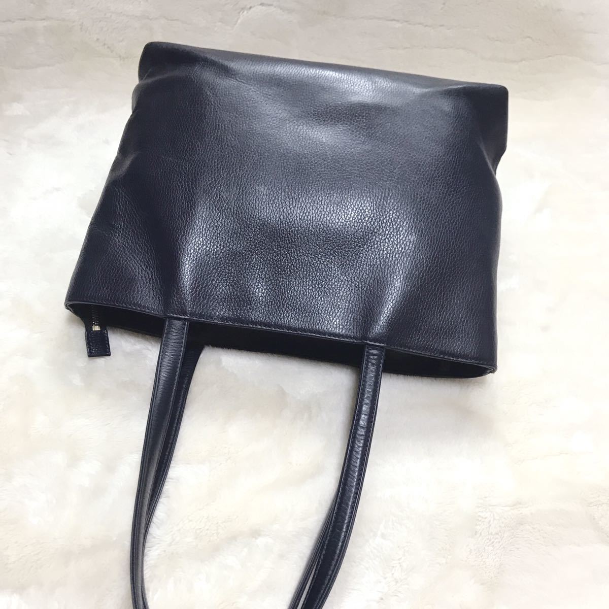 ハッシュタグ HushTug ビジネスバッグ ネイビー 本革 トート ハッシュタグ HushTug ビジネスバッグ ネイビー 本革 トート
