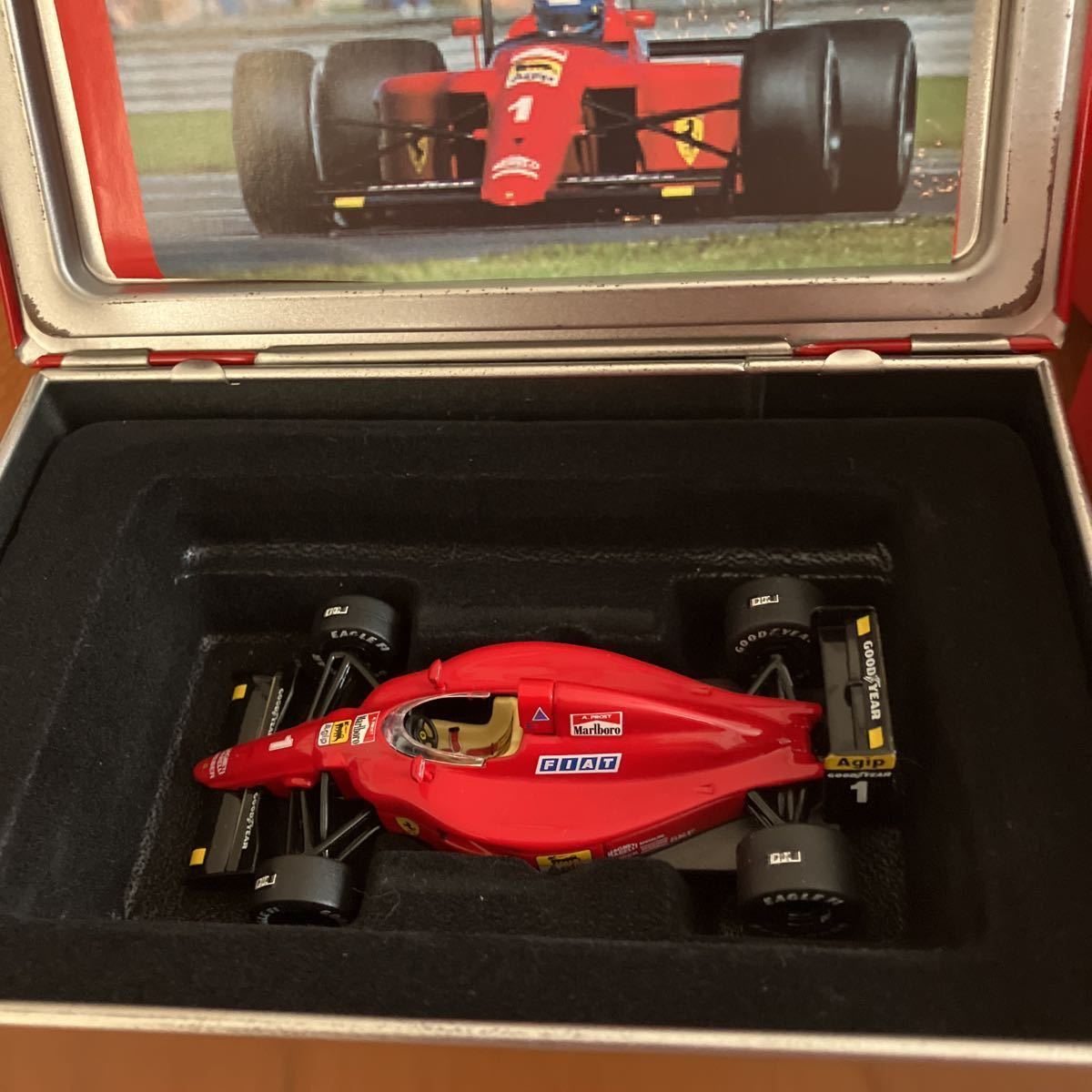 ホットウィール フェラーリ641 アラン・プロスト Yahoo!オークション - ホットウィール フェラーリ641/F1 90