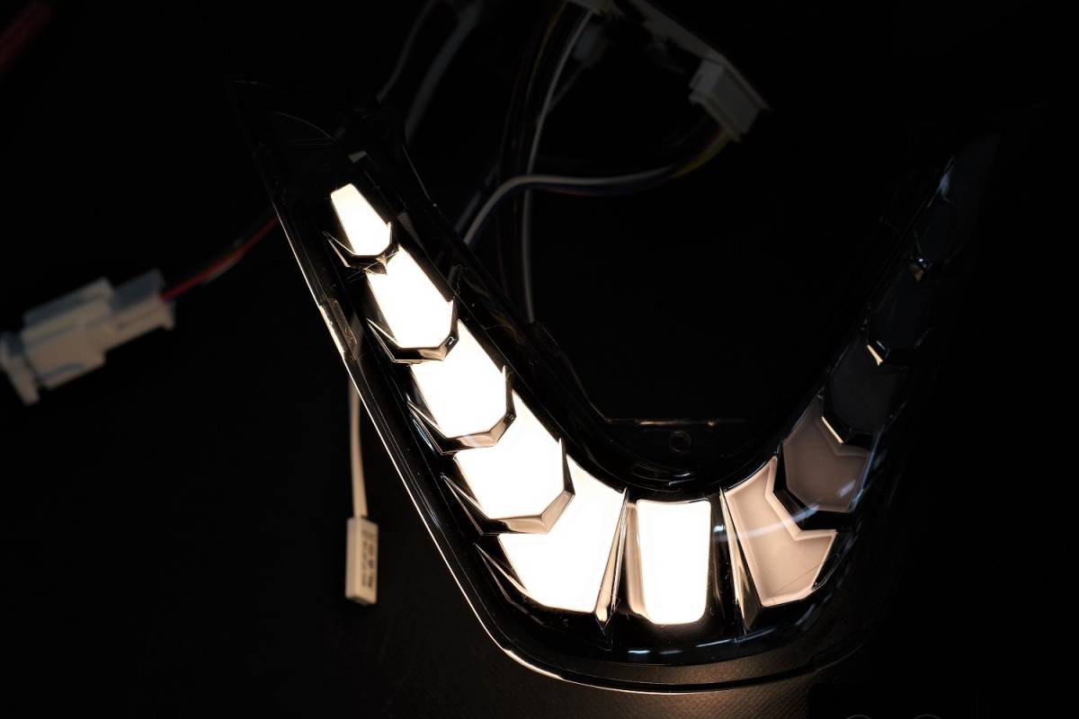 CHR C-HR マップランプ 2019年9月までの前期車両用 LEDルームランプ 調色調光 室内灯 その他LED DVD付 AVEST アベスト 匿名配送 送料無料_左右切替