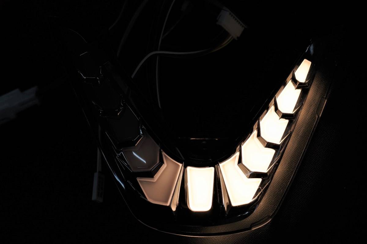調色調光 マップランプ CHR C-HR 2019年9月までの前期車両用 LEDルームランプ 室内灯 リモコン2個 DVD付★AVEST アベスト 匿名配送 売切り_左右切替
