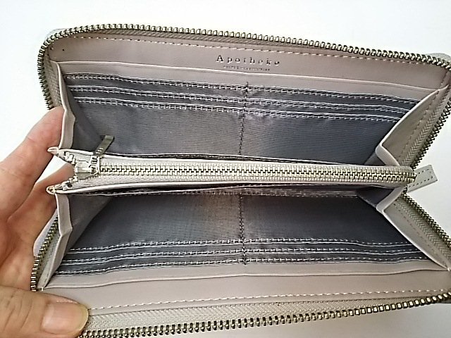 B-126 レディース 即決!良品【新品未使用】本革 長財布 APOtheke