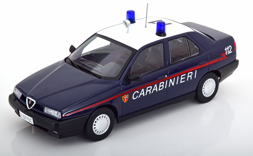 Triple 9 1/18 Alfa Romeo 155 1996　Carabinieri　アルファロメオ　パトカー_画像1