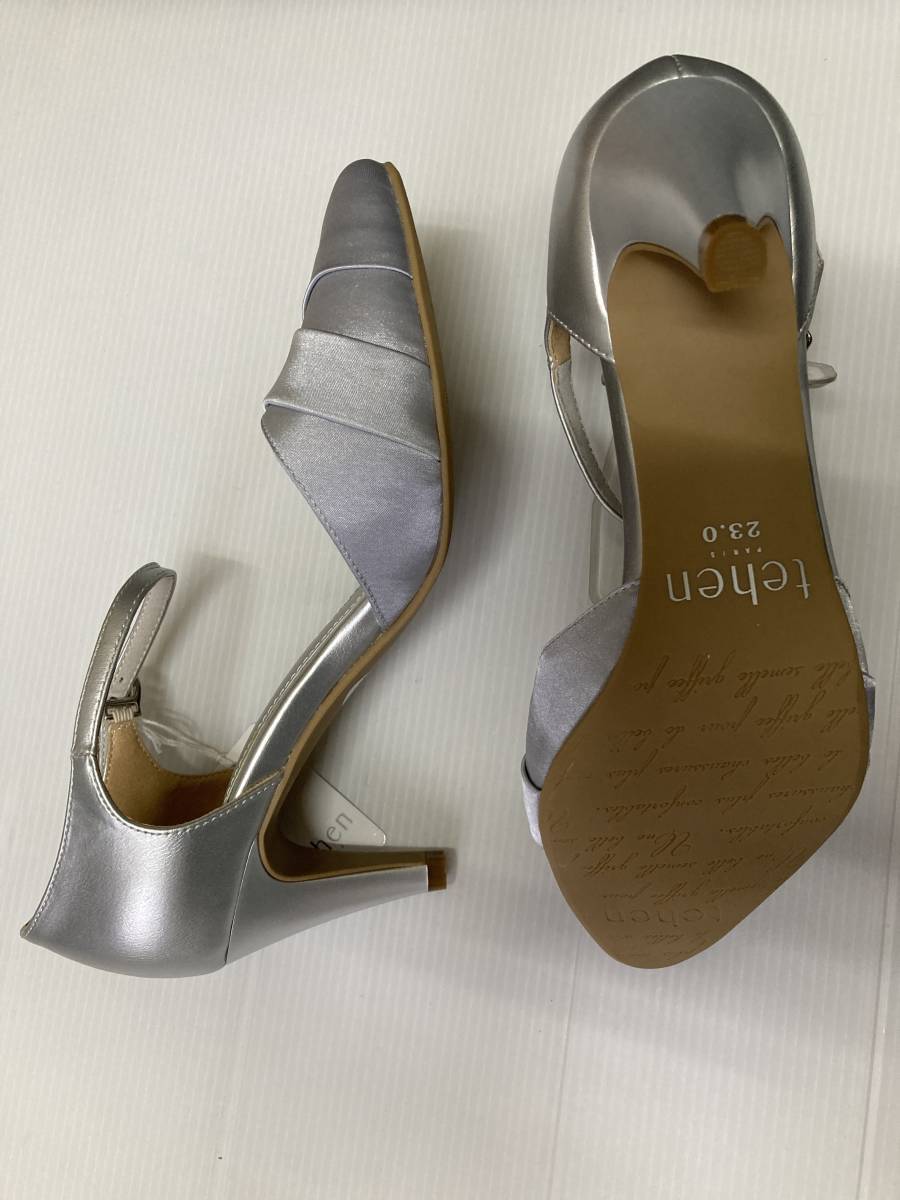 * goods with special circumstances!madras tehen pumps TN1643 L.GRY 23.0. heel height approximately 7. decoration flower . removed OK! material. synthetic leather . deterioration equipped 