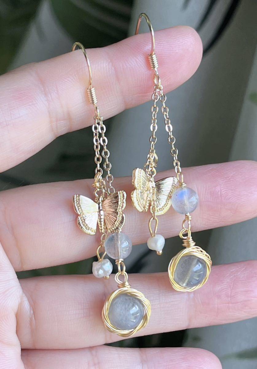  natural stone moonstone. earrings ( number A2887)