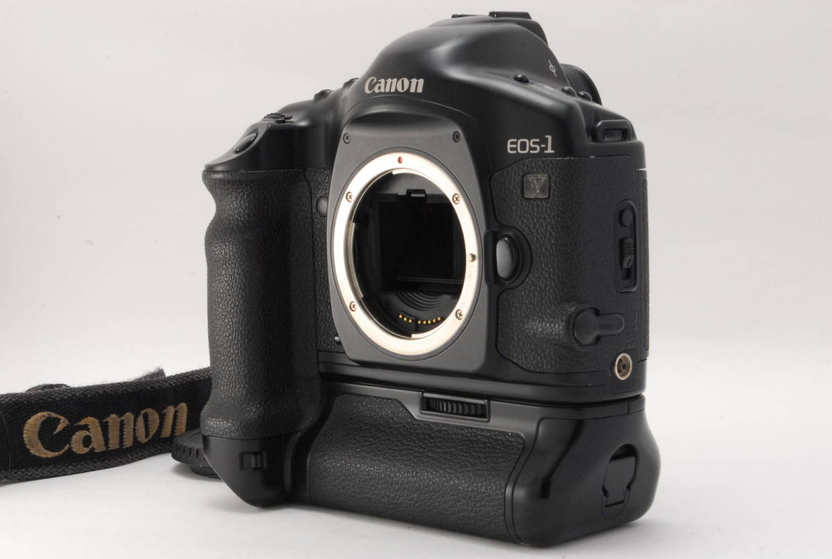 Canon EOS-1V HS (POWER DRIVE BOOSTER PB-E2付き) ボディ動作も写りもOKです。概ねキレイです。ストラップ付き