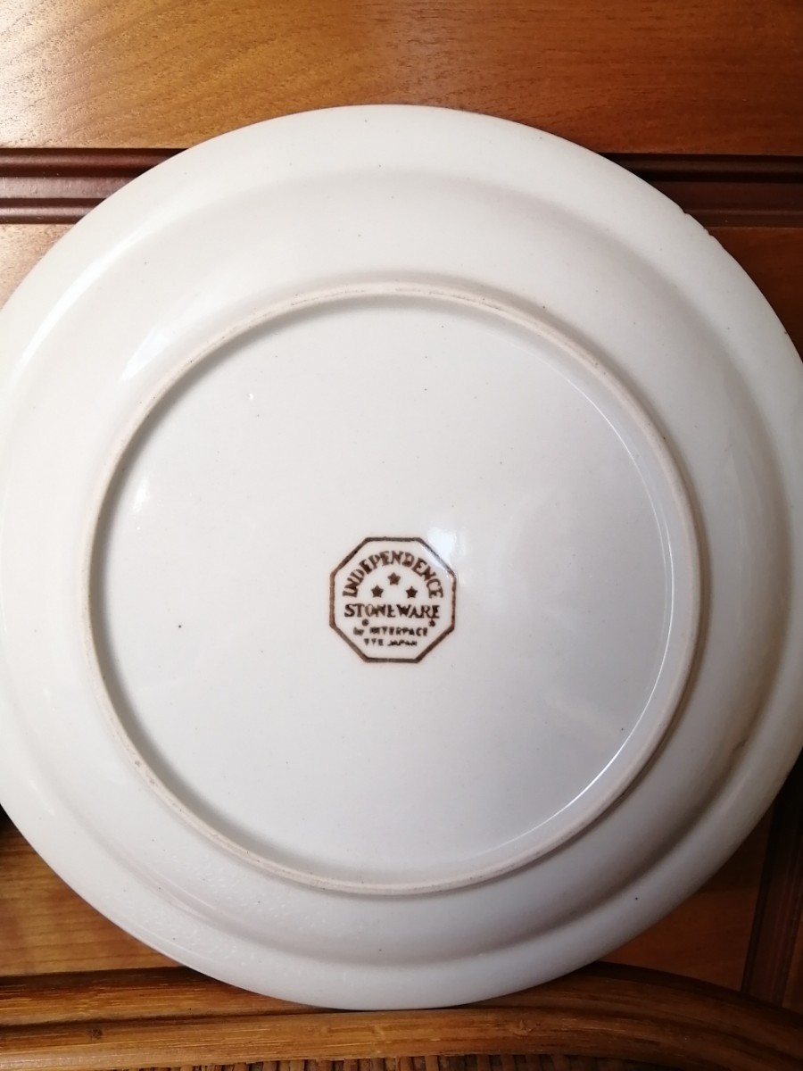 未使用 ヴィンテージ 60's ストーンウェア 5枚セット NIKKO ニッコー 日本製 食器 STONEWARE 昭和レトロ パンプレート 丸皿 平皿 ブラウンの画像5