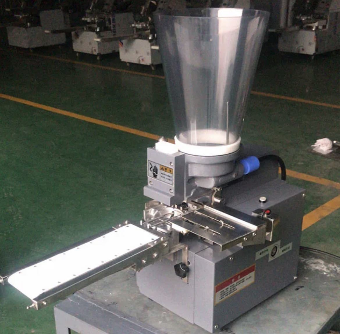 値下げ交渉可 新品 業務用 小型餃子製造機 1H/1500個 保証 値下げ交渉可 新品 業務用 小型餃子製造機 1H/1500個 保証