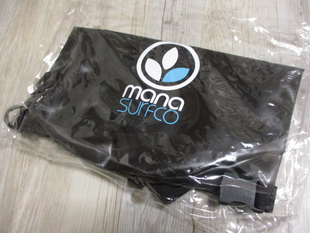 MANA SURF CO*15L waterproof small size mana Surf water proof bag small shoulder black blackout door / fishing case B-17