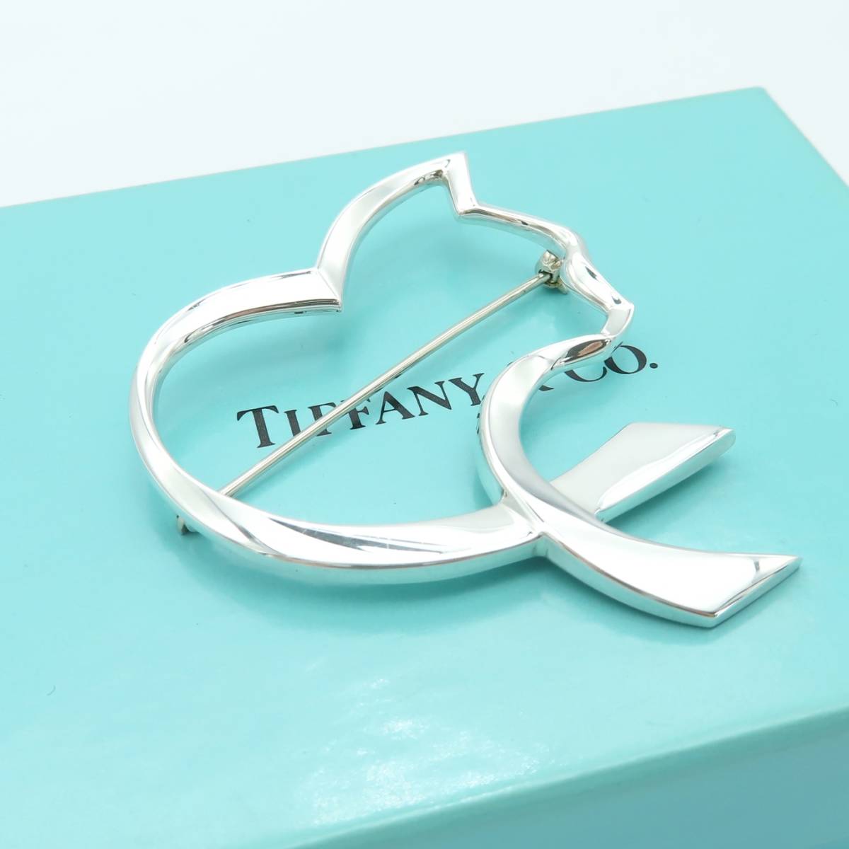 おトク】 極希少 美品 Tiffany&Co. ティファニー ラビング ハート