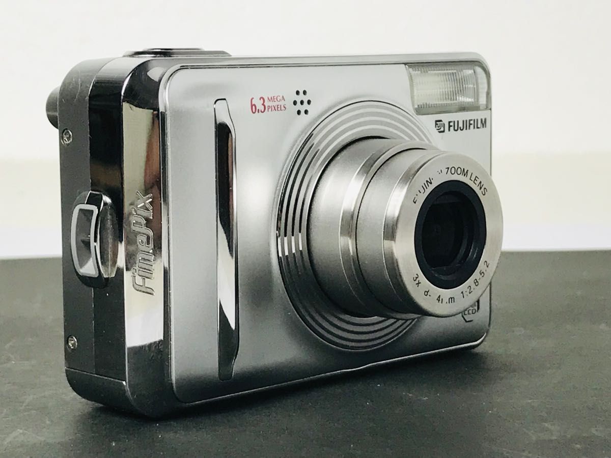 美品 FUJIFILM FinePix A600 デジタルカメラ デジカメ