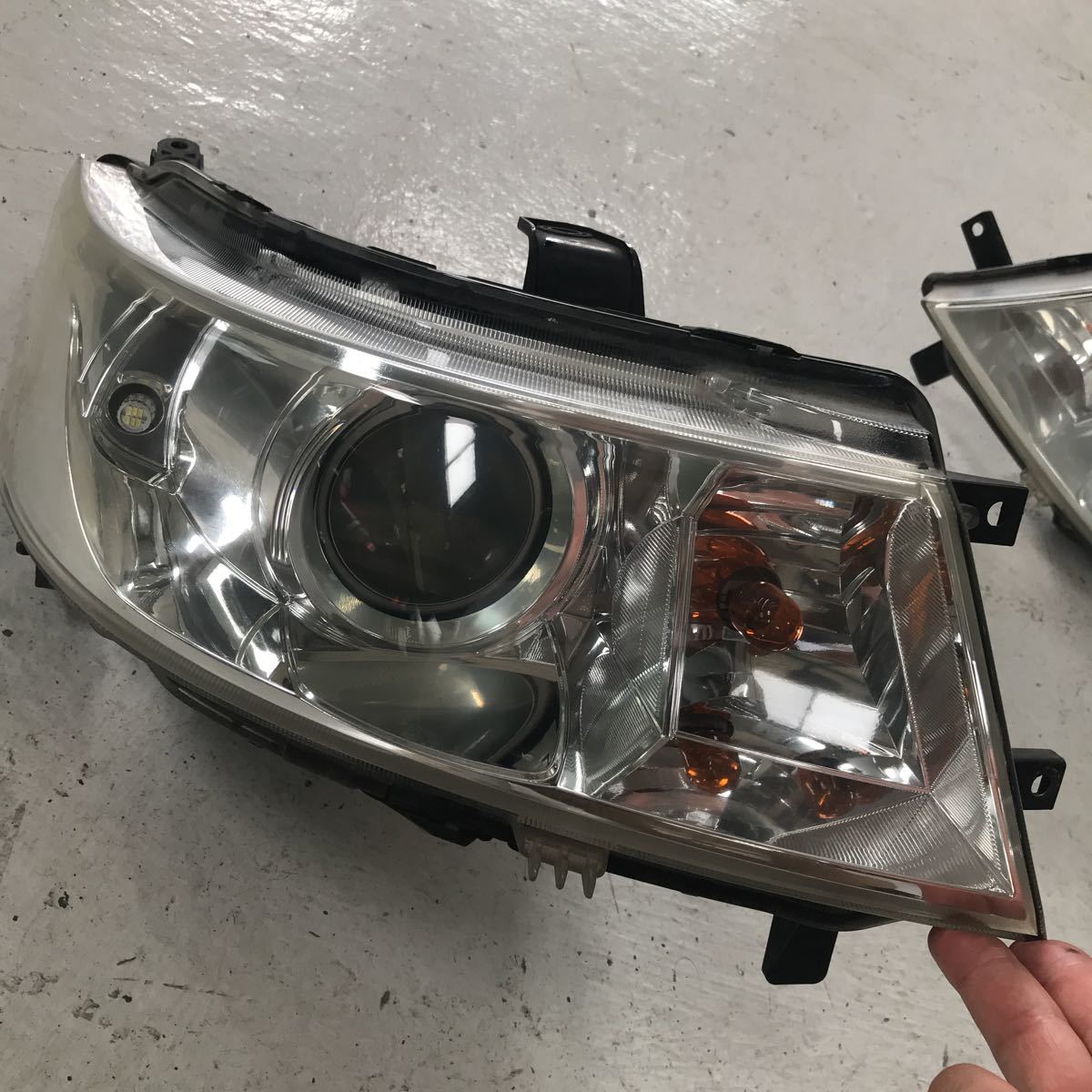  Wagon R stingray * original head light * left right set *MH23S