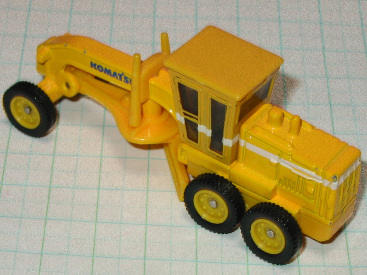 絶版品 トミカ 24 高速道路NEXCO ネクスコ ★コマツ　モーターグレーダー KOMATSU MOTOR GRADER 中国製 ジャンク品_画像2