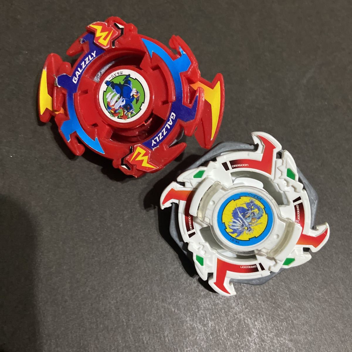 非売品 爆転シュートベイブレード ガルズリー-