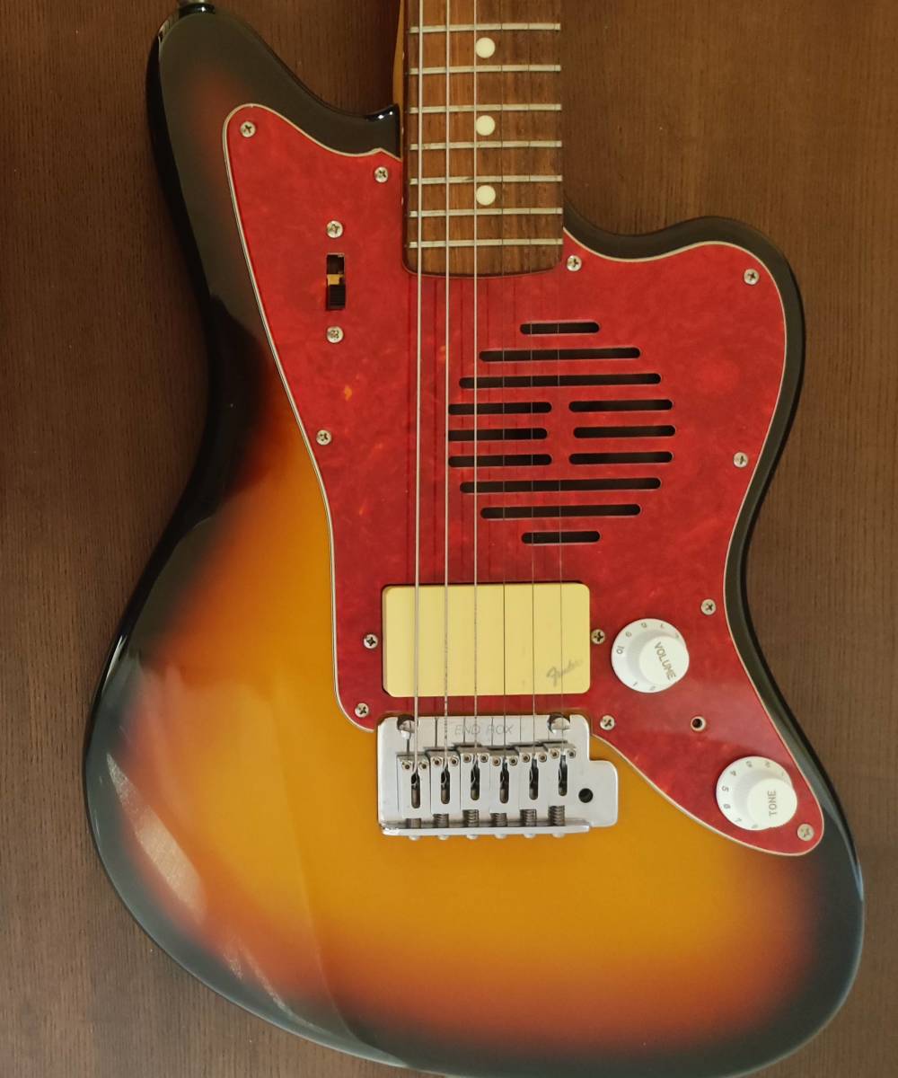 USED】Fender JAPAN JAZZMASTER JM-CHAMP10 スピーカー内臓 フェンダー