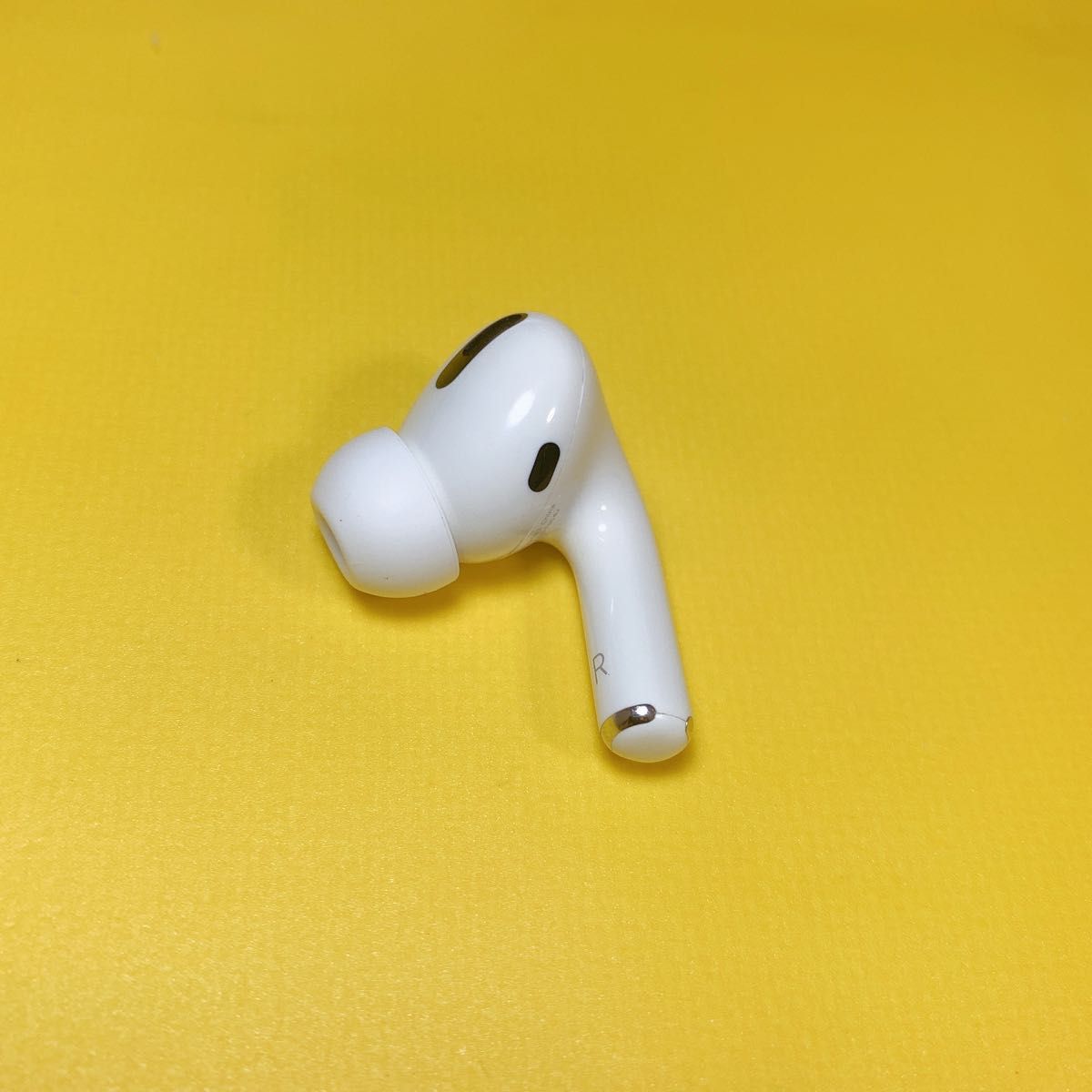 AirPods Pro 第一世代　右耳のみ　エアーポッズプロ　Apple正規品　R片耳