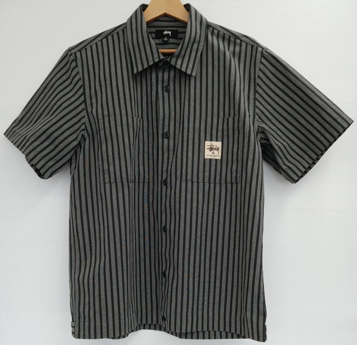 STUSSY ステューシー Striped Garage 半袖シャツ ストライプ グリーン×レッド 1110174 Mサイズ メンズ