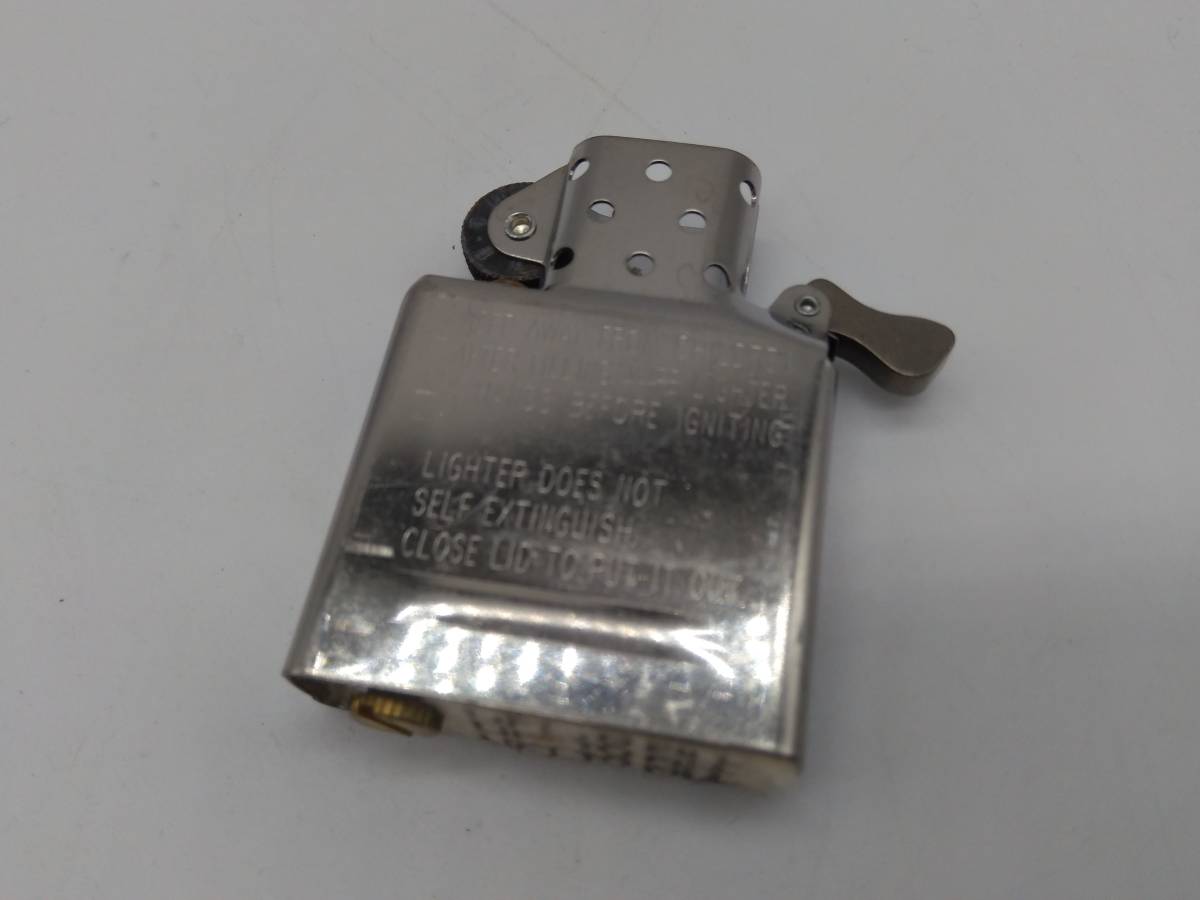 Zippo 使用済み 2003年　BLUE SQ_画像5