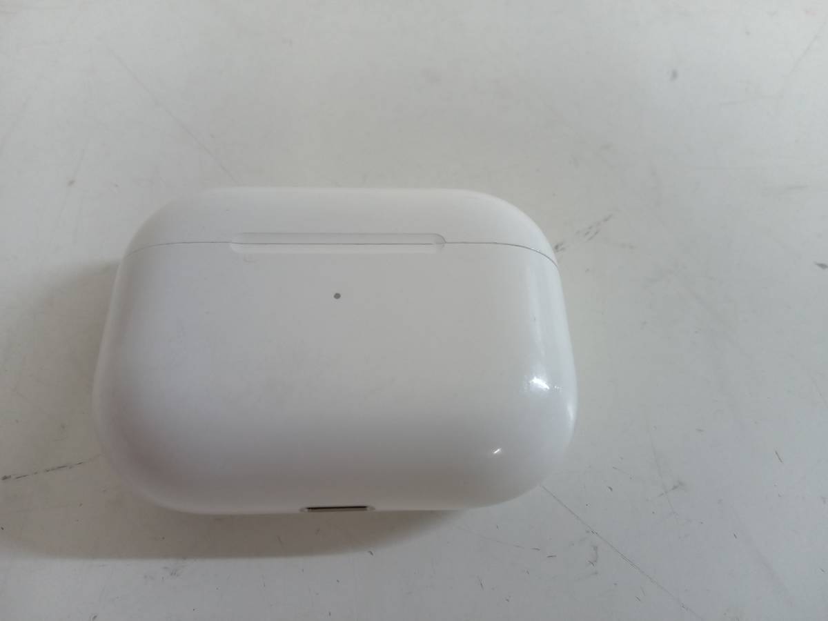 ジャンク 【充電ケースのみ】Apple アップル AIRPods Pro Magsafe 対応充電ケース_画像1