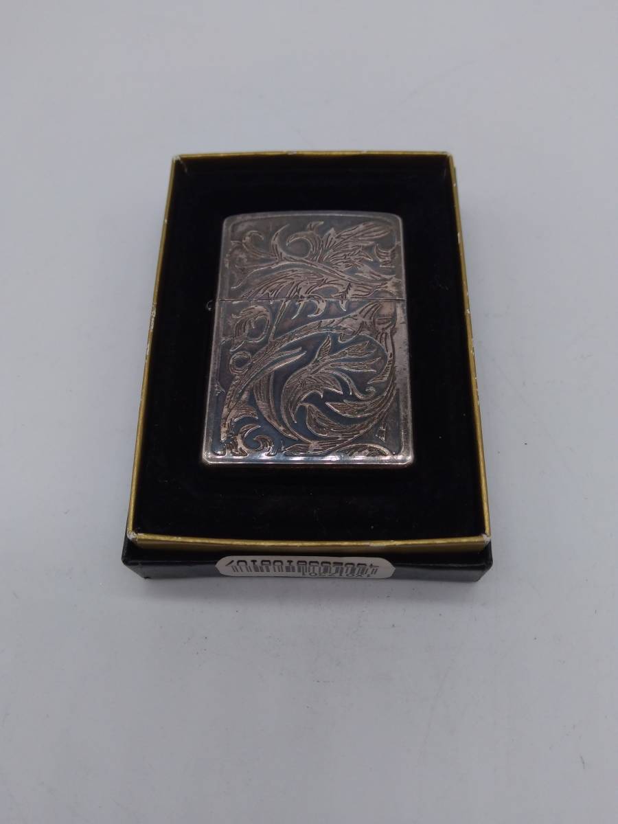 Zippo　ジッポ　使用済　2004年　唐草模様_画像1