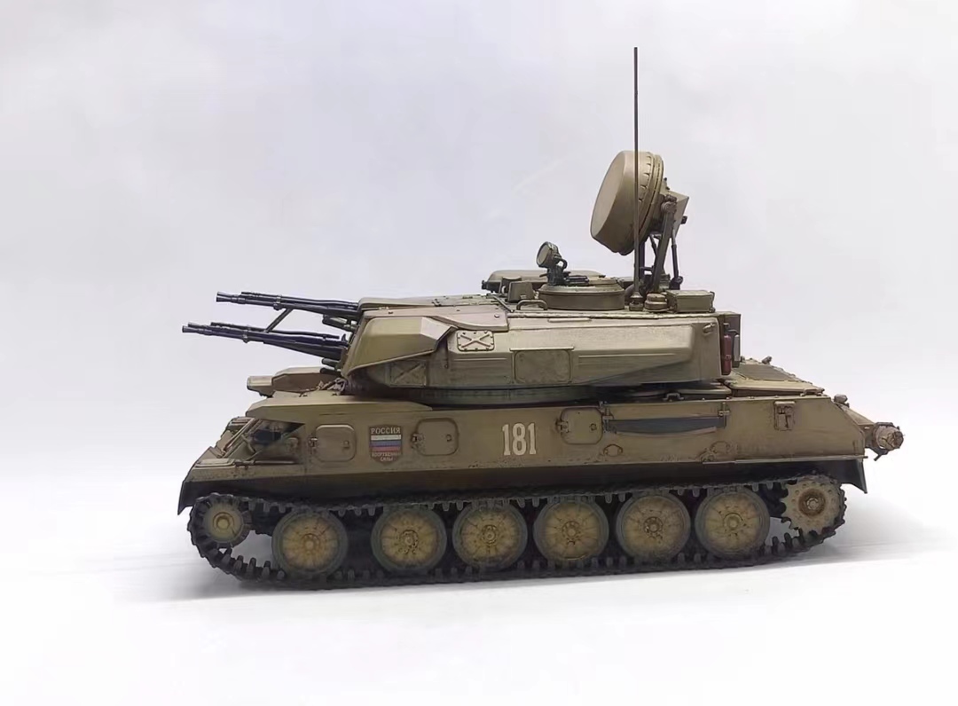 1/35 スケール ソビエトZSU-23-4自走高射砲 塗装済完成品_画像2