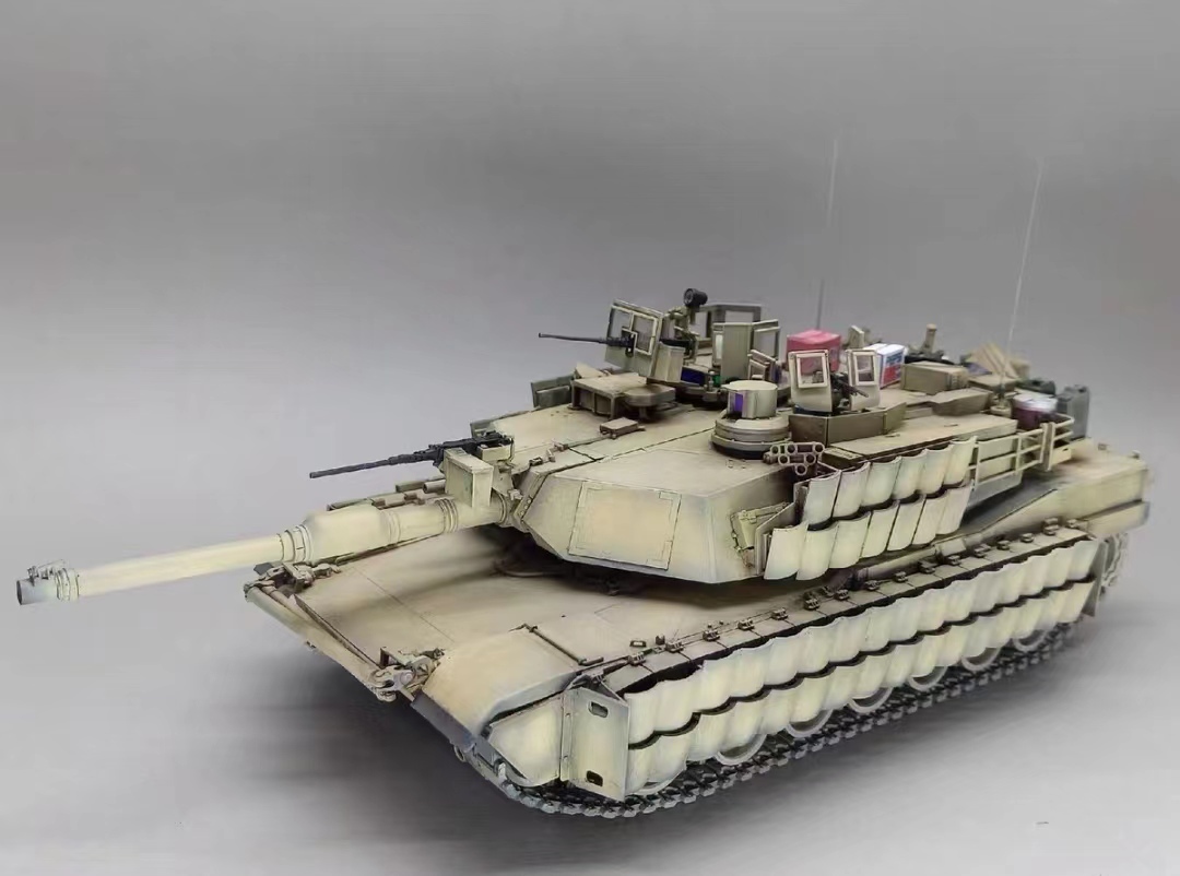 1/35 アメリカ陸軍 M1a2 tusk2 主力戦車 塗装済完成品