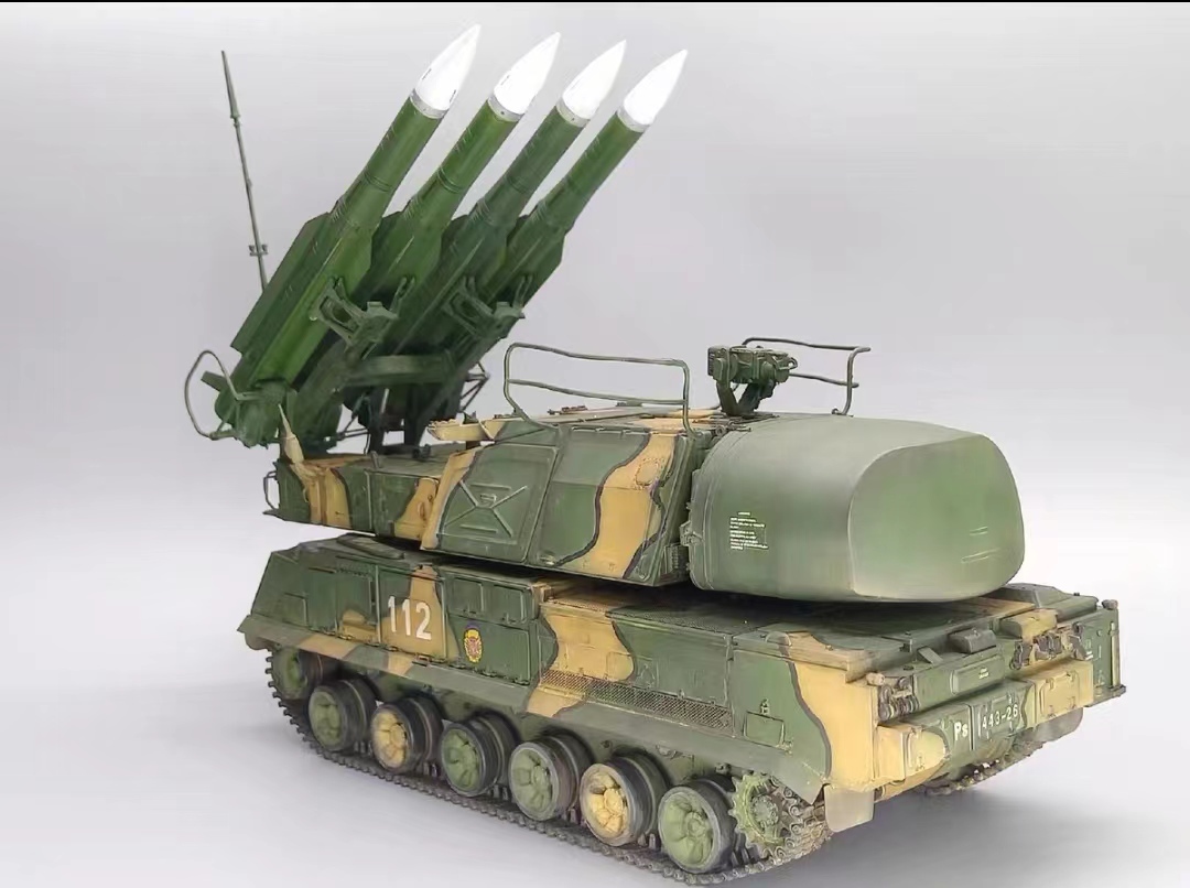 1/35 ロシア BUK-M1 防空ミサイル 塗装済完成品