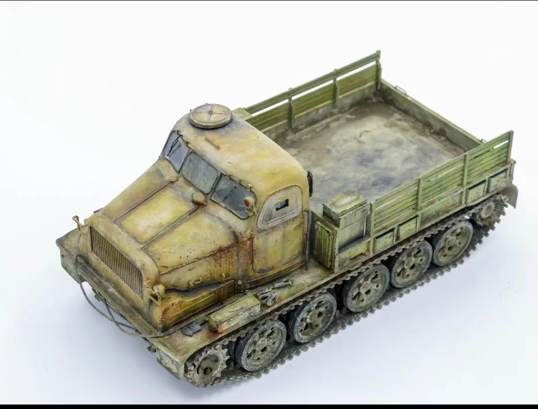 1/35 ソビエト AT-T 履帯式 重牽引トラクター 塗装済完成品_画像5