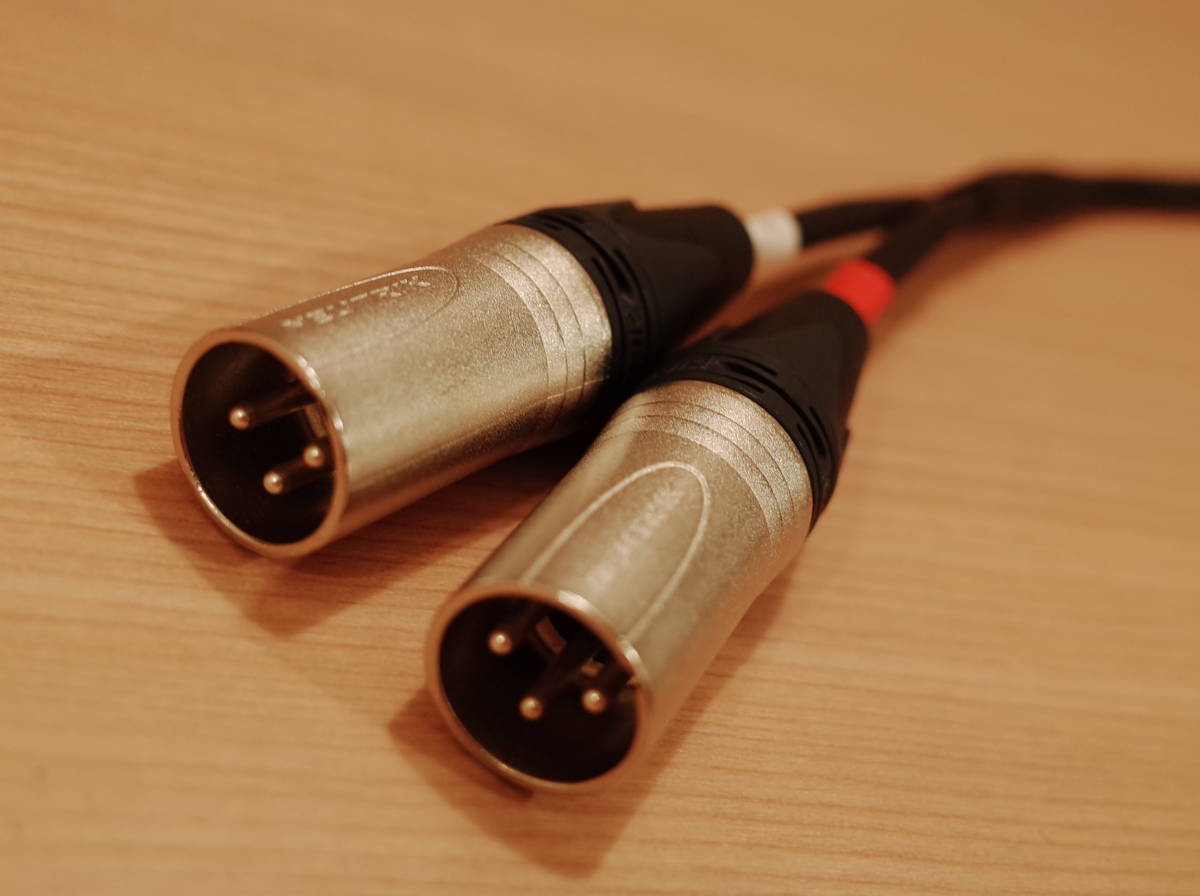 * MOGAMI 2534 XLR 2 male - stereo Mini plug 3.5mm conversion cable 2m Y cable gilding NC3MXX NYS231BG-LL *