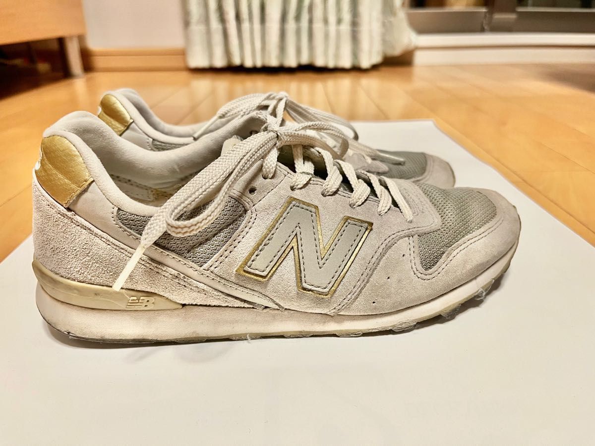 ニューバランス NEW BALANCE 996 スニーカー グレーxゴールド 23 ニューバランス NEW BALANCE 996 スニーカー グレーxゴールド 23