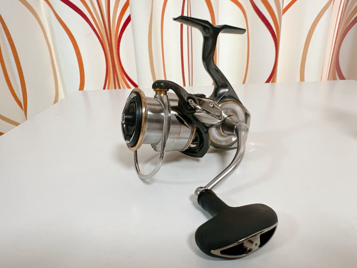 ダイワ 20 ルビアス LT3000-XH DAIWA LUVIAS MADE IN JAPAN 日本製