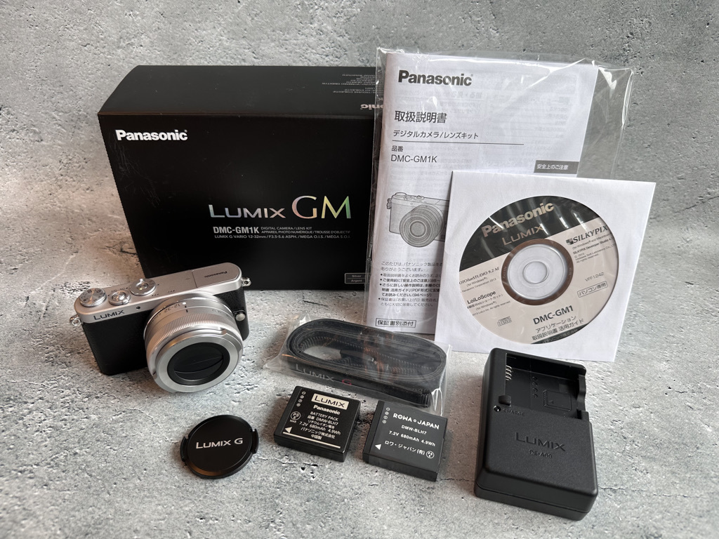 ずっと気になってた LUMIX 《美品》パナソニック DMC-GM1K-S｜ミラー