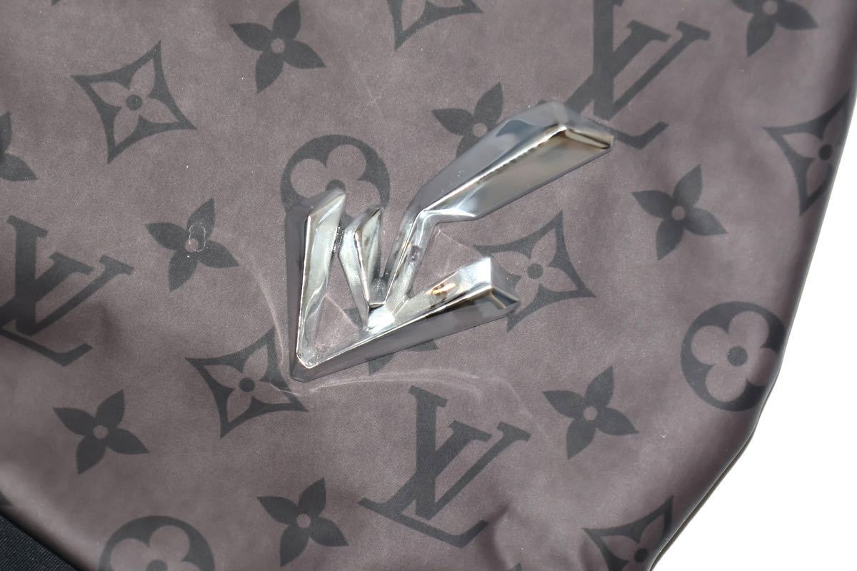 新品 22SS LOUIS VUITTON 2054パテッドショーツ モノグラム 新品 22SS LOUIS VUITTON 2054パテッドショーツ モノグラム