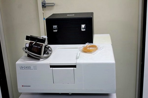 お気に入り 訳あり 島津製作所/SHIMADZU 紫外可視分光光度計 UV-2450U+