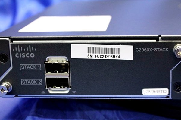 ★4台入荷★ CISCO/シスコ Catalyst 2960Xシリーズ ★WS-C2960X-24TD-L/V06/Ver.各々/C2960X-STACK付★　45805Y_画像3