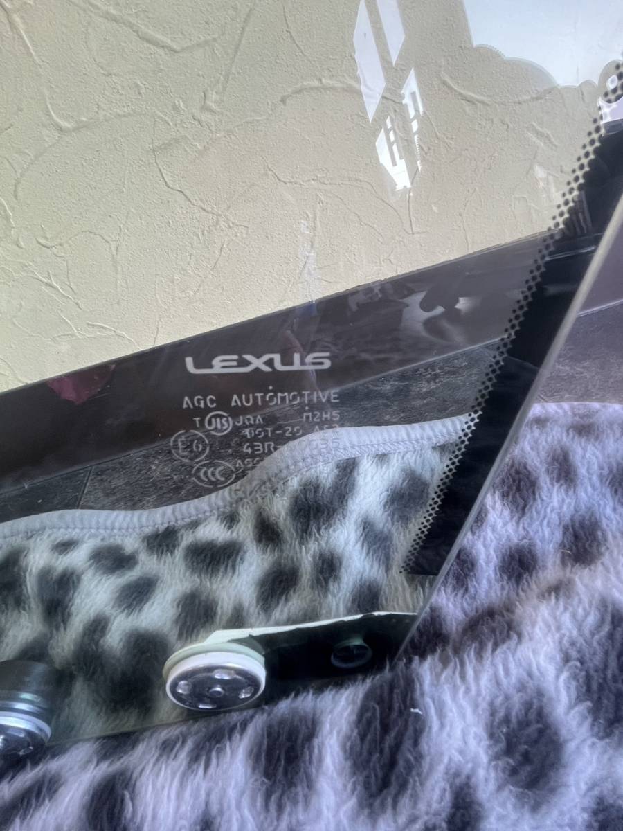 レクサス　LEXUS　RC300ｈ　トヨタ　純正　フロントガラス　左側　助手席_画像2