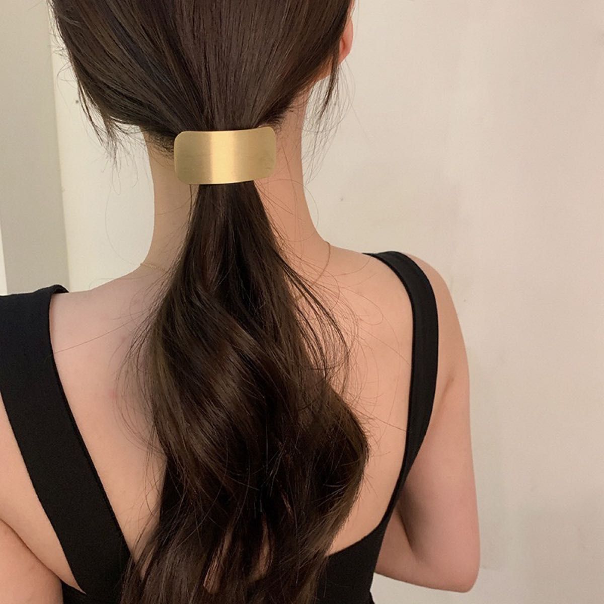  ヘアゴム ヘアアクセサリー  メタルモチーフ  髪飾り    ゴールド　アンティーク調 ヴィンテージ カジュアル ヘアスタイル 
