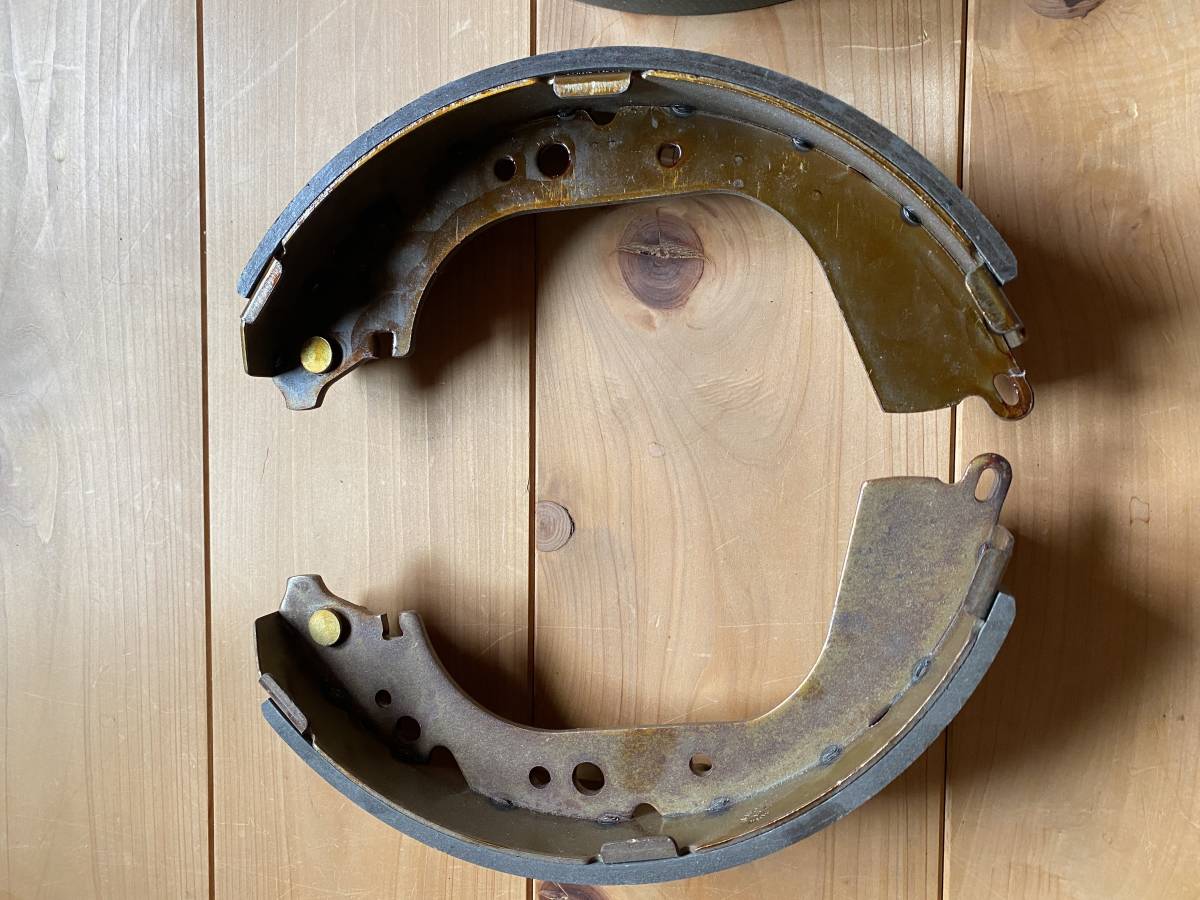  Toyota Land Cruiser Land Cruiser 70 60 40 rear brake shoe SN2269