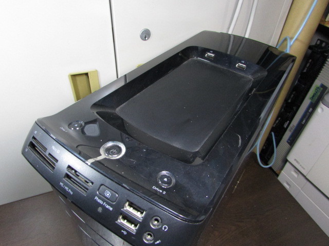 [YDT0696]*Gateway DX4300 tower AMD PhenomII X4 clock unknown /2GB/HD lack of /DVD/ electrification make .BIOS screen ..*JUNK