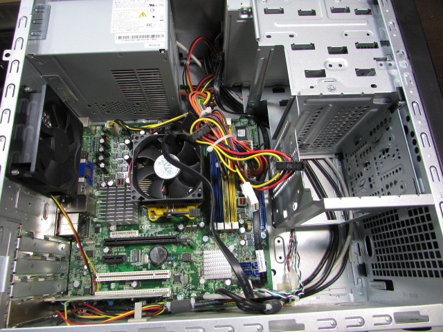 [YDT0696]*Gateway DX4300 tower AMD PhenomII X4 clock unknown /2GB/HD lack of /DVD/ electrification make .BIOS screen ..*JUNK