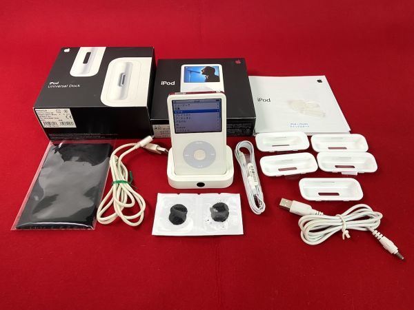 【G581】Apple iPod classic A1136 60GB Universal Dock A1153 純正ドック 充電器付き_画像1