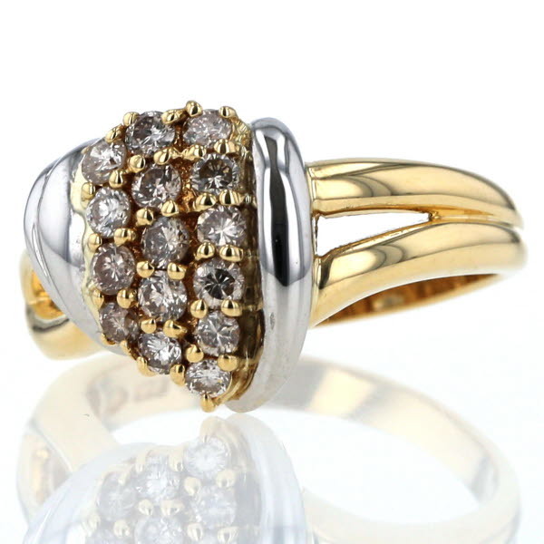 おすすめ】 幅広 三列 三角 パヴェ ダイヤモンド0.48ct リング
