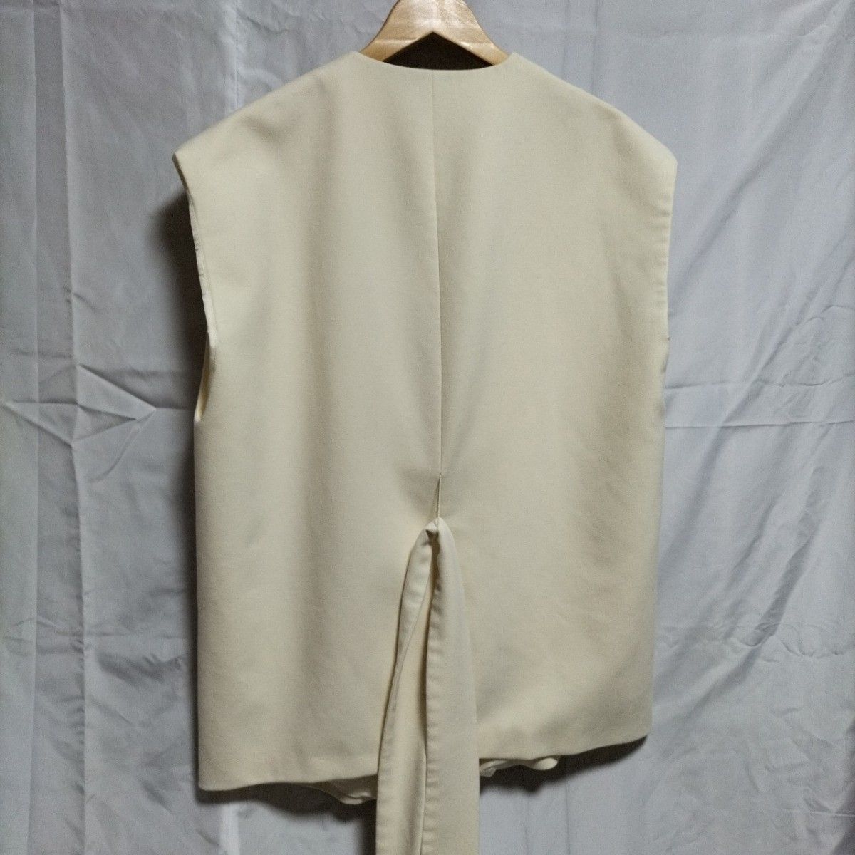 ZARA ベルテッドオーバーサイズベスト size XS-S ザラベルト付き ZARA ベルテッドオーバーサイズベスト size XS-S ザラベルト付き