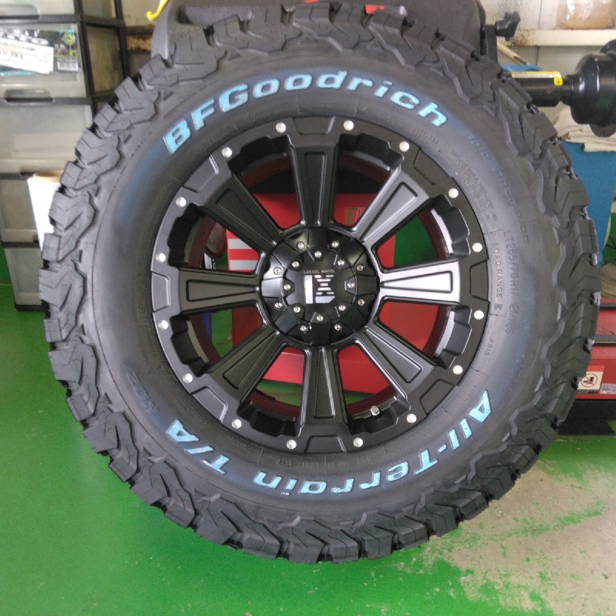150 Prado Surf Hilux tire wheel set BFGoodrich All-Terrain KO2 265/65R17 265/70R17 17 -inch DeathRock