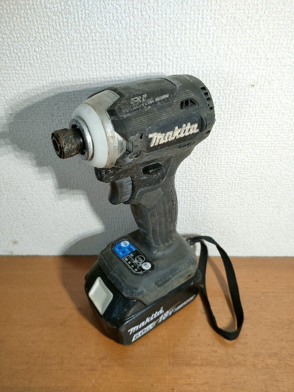 マキタ(Makita) 充電式インパクトドライバ(黒) 18V 6Ah バッテリ2本・充電器・ケース付 TD171DRGXB OH済み 動作確認済み_画像2