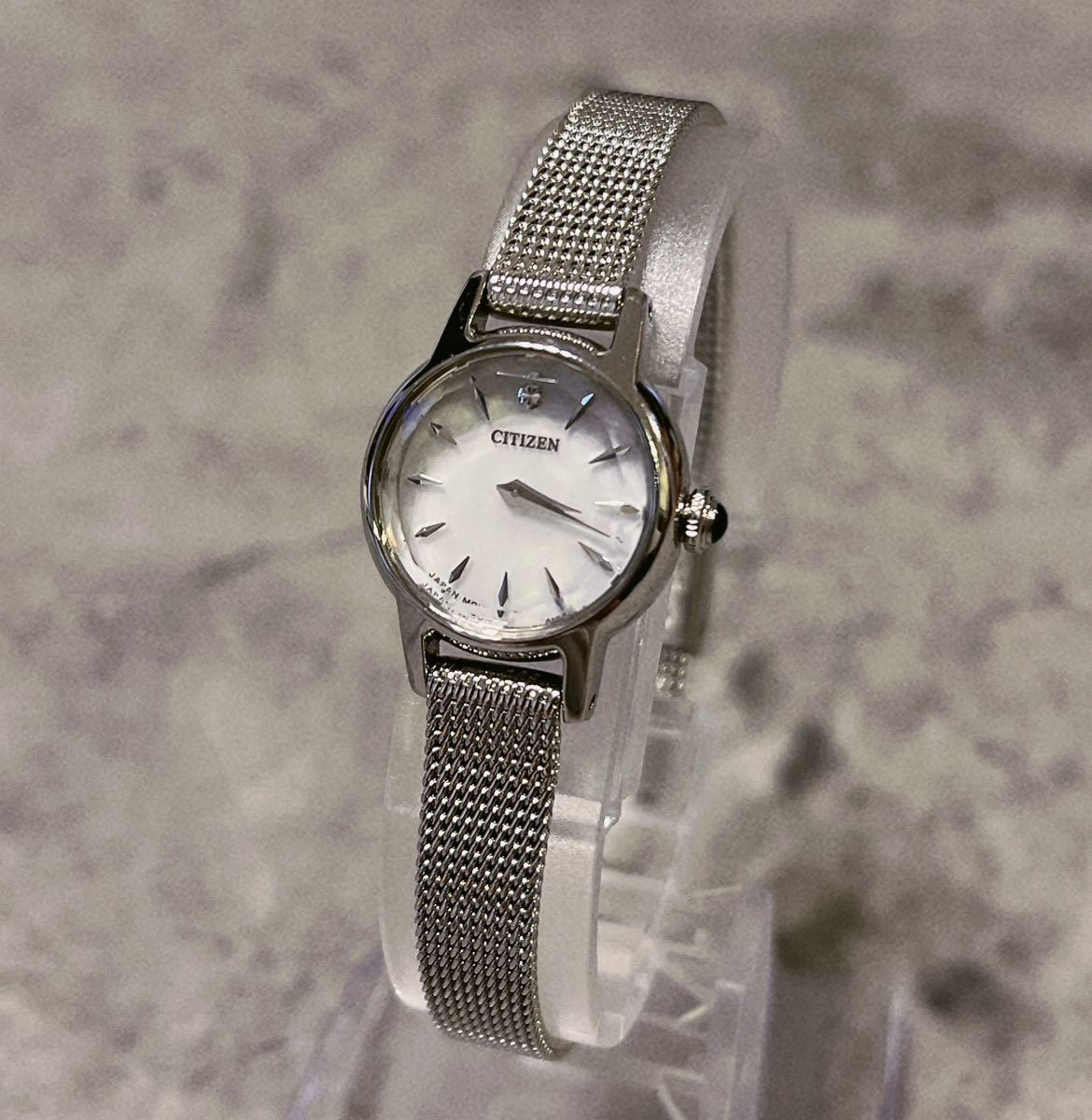 美品 CITIZEN Kii EG2990-56A シチズン キー 腕時計