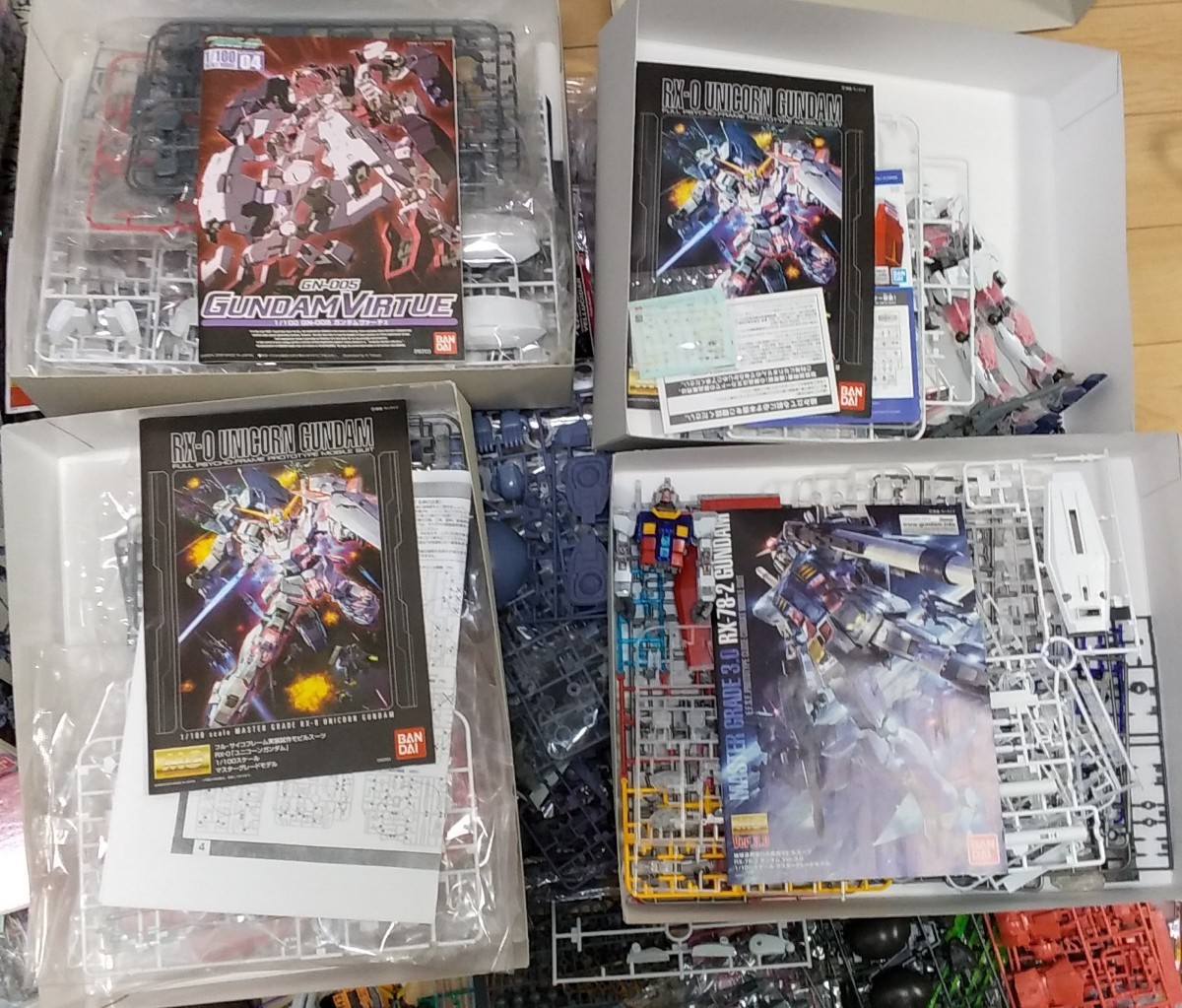 ガンプラ　引退品　組立済　未組立