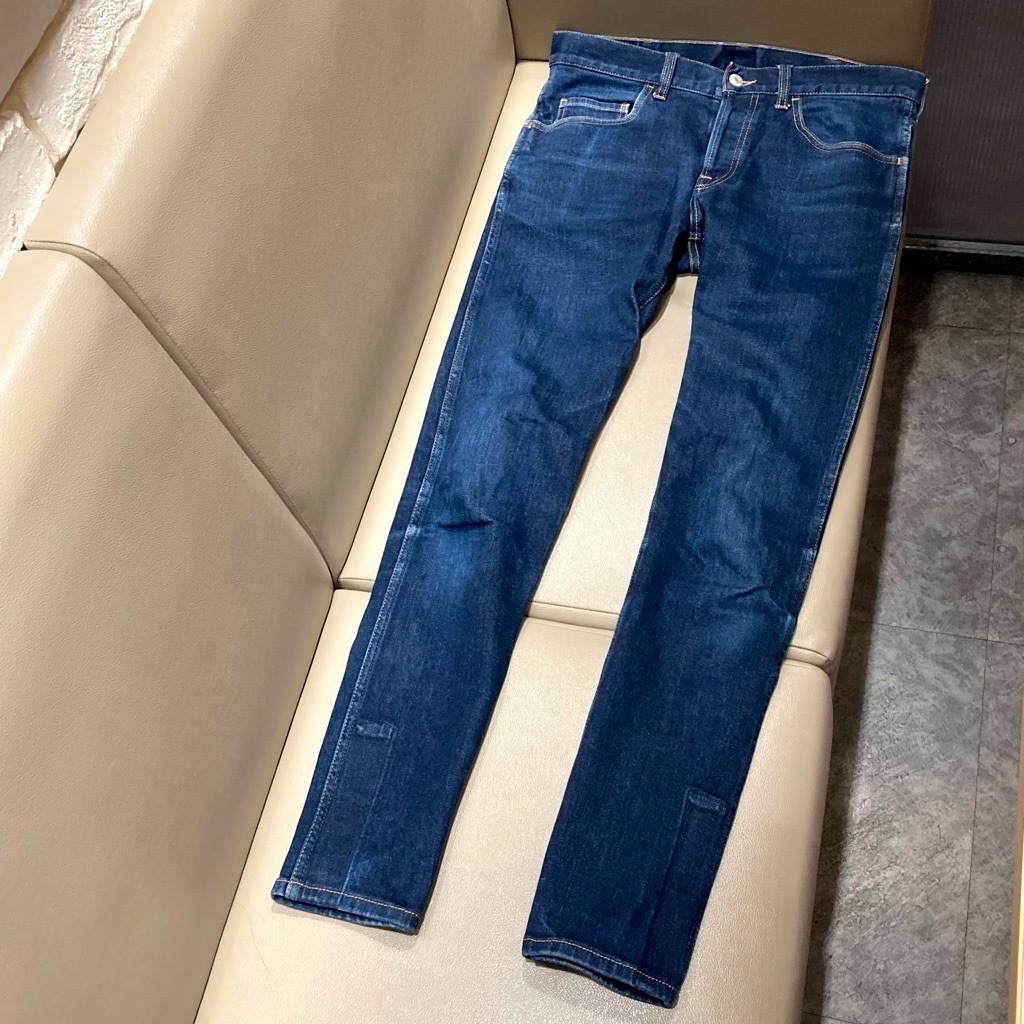  ultimate beautiful goods![ super rare ]* including carriage GUCCI[ red . green. ear attaching ] regular price 10 ten thousand * Italy made [ Gucci ]* flexible * Denim jeans leather men's jacket 