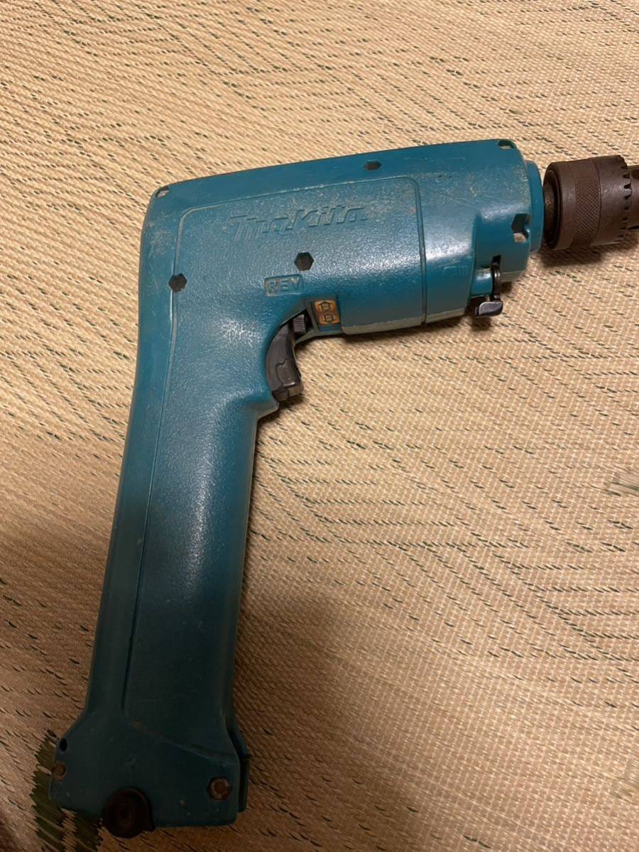 makita マキタ 電池震動ドリル 8400D 電動工具 1345-01-6_画像4