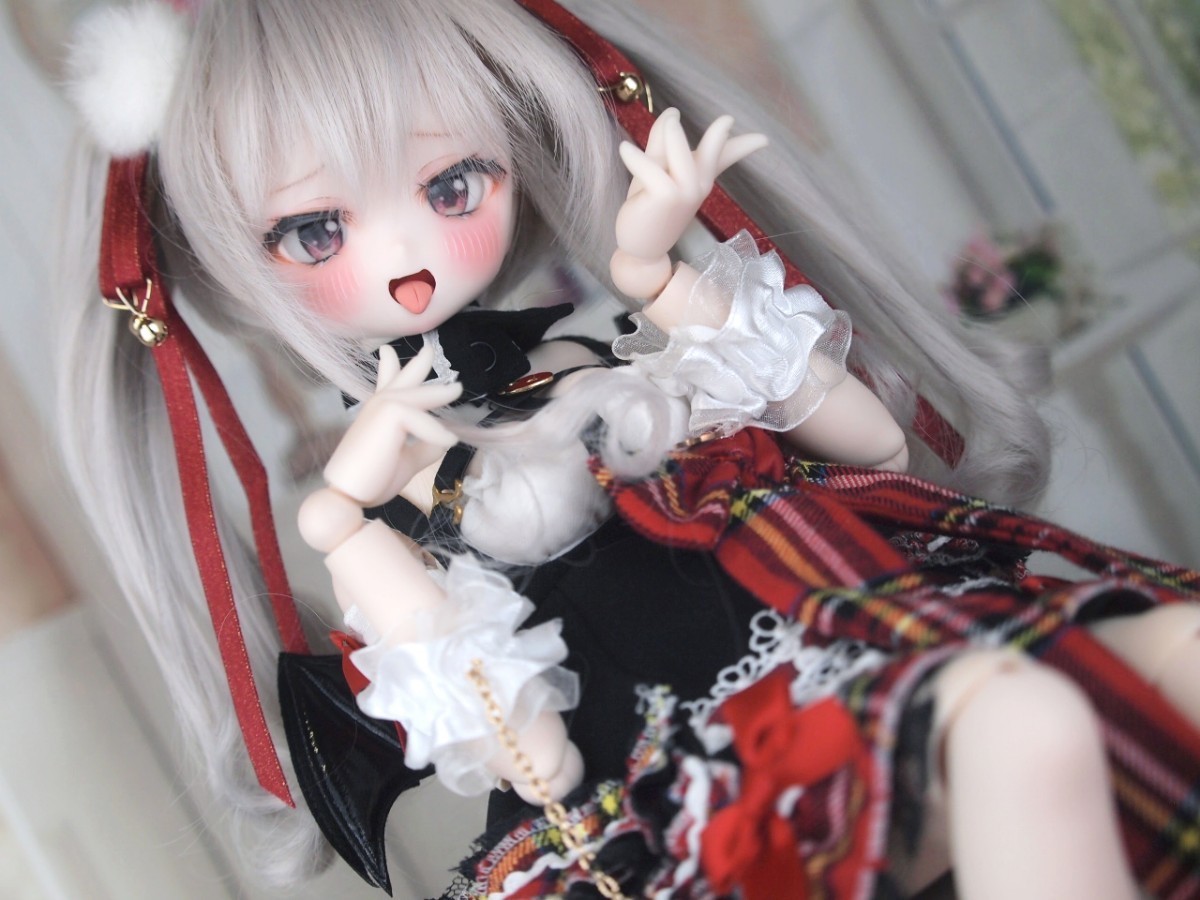 【ぐるぐる】DDH-27 SW肌 ドルフィードリーム MDD Dollfie Dream カスタムヘッド + 碁石アイ2種 + 舌パーツ パテ盛り ※難あり_画像3